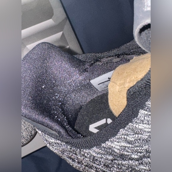 Nike LeBron 15 XV Low Ashes Size 13 with box only worn a couple times - Picture 10 of 13